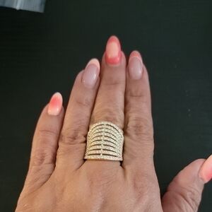 Elegant Silver Tone Ring